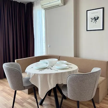 Aparthotel Sineva Del Sol